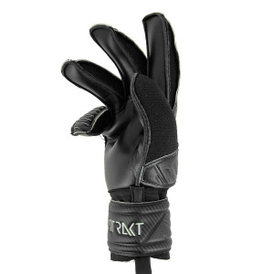 /5/2/5270515-7700_guantes-de-arquero-reusch-attrakt-solid-color-negro_3_detalle-corte.jpg