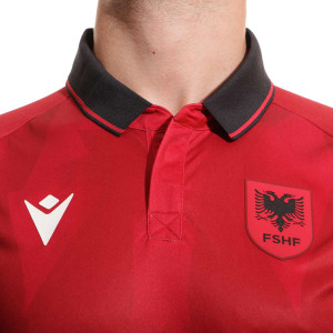 /5/8/58572280_camiseta-macron-albania-2023-color-rojo_3_detalle-cuello.jpg