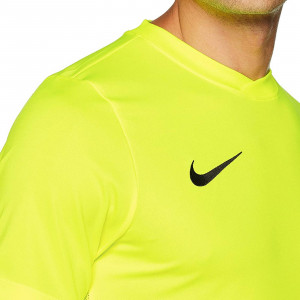 /7/2/725891-702_imagen-de-la-camiseta-manga-corta-entrenamiento-futbol-nike-dry-football-top-2019-amarillo_3_detalle-cuello.jpg