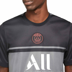 /D/B/DB5900-011_camiseta-nike-3a-psg-2021-2022-dri-fit-stadium-color-negro_3_detalle-cuello-y-pecho-con-escudo.jpg