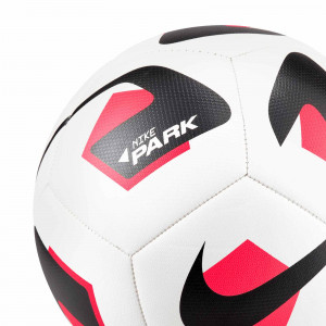 /D/N/DN3607-100-3_balon-futbol-nike-park-team-2-0-talla-3-color-blanco_3_detalle-logotipo.jpg