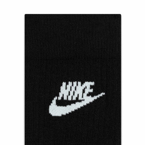 /D/X/DX5025-010_calcetines-cana-alta-nike-sportswear-everyday-essential-color-negro_3_detalle-logotipo.jpg