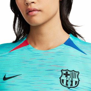 /D/X/DX9833-487_camiseta-nike-3a-barcelona-mujer-2023-2024-dri-fit-stadium-color-azul_3_detalle-cuello-y-pecho-con-escudo.jpg