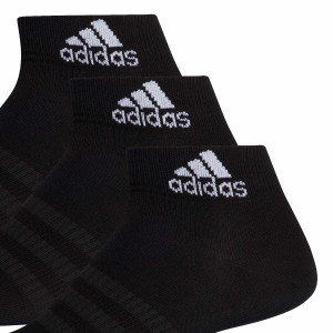 /D/Z/DZ9436_calcetines-tobilleros-adidas-3-pares-finos-color-negro_3_detalle-logotipo.jpg