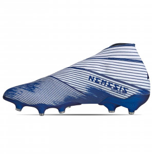 /E/G/EG7323_imagen-de-las-botas-de-futbol-con-tacos--adidas-NEMEZIZ-19_FG-2020-azul_3_interior.jpg