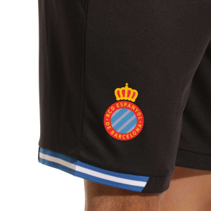 /E/S/ESP21DK1001-000_pantalon-corto-kelme-espanyol-2021-2022-color-negro_3_detalle-escudo.jpg
