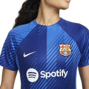 /F/D/FD7022-464_camiseta-nike-barcelona-pre-match-mujer-dri-fit-academy-pro-color-azul_3_detalle-cuello-y-pecho.jpg