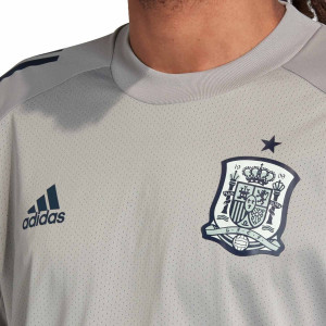 /F/I/FI6278_camiseta-adidas-espana-entrenamiento-color-gris_5_detalle-cuello-y-pecho.jpg