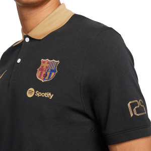 /F/N/FN8286-011_polo-nike-fc-barcelona-dri-fit-2-0-color-negro_3_detalle-cuello-y-pecho.jpg