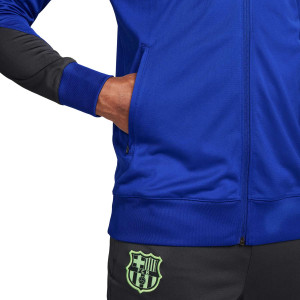 /F/Q/FQ2472-418_chandal-nike-barcelona-strike-dri-fit-color-azul_3_detalle-manga-bolsillo.jpg