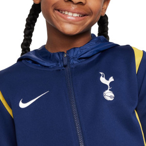 /F/Q/FQ3125-424_chandal-nike-tottenham-nino-woven-color-azul_3_detalle-cuello-y-pecho.jpg