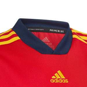 /G/K/GK9465_camiseta-adidas-espana-nino-2022-2023-color-rojo_3_detalle-cuello-y-pecho-con-escudo.jpg