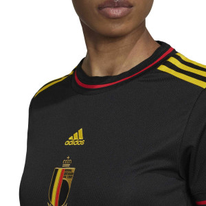 /G/L/GL0275_camiseta-adidas-belgica-mujer-2022-2023-color-negro_3_detalle-cuello-y-pecho-con-escudo.jpg