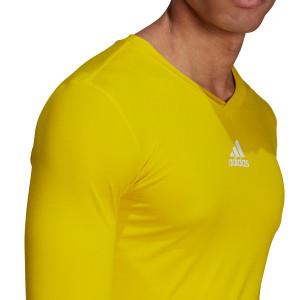 /G/N/GN7506_camiseta-manga-larga-adidas-team-color-amarillo_3_detalle-cuello-y-pecho.jpg