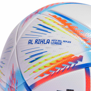 /H/5/H57782-4_pelota-de-futbol-adidas-mundial-2022-qatar-rihla-league-box-talla-4-color-blanco_3_detalle-logotipo.jpg