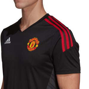 /H/6/H64026_camiseta-adidas-united-entrenamiento-staff-color-negro_3_detalle-cuello-y-pecho.jpg