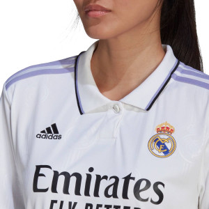 /H/A/HA2664_camiseta-adidas-real-madrid-mujer-2022-2023-color-blanco_3_detalle-cuello-y-pecho-con-escudo.jpg