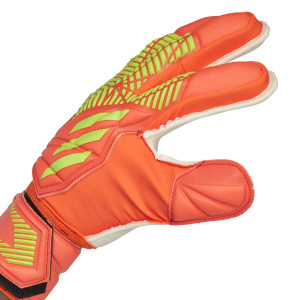 /H/C/HC0621_guantes-con-ferulas-adidas-predator-match-fingersave-color-rojo_3_detalle-corte.jpg