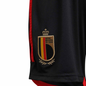 /H/E/HE6633_pantalon-corto-adidas-belgica-nino-2022-2023-color-negro_3_detalle-escudo.jpg