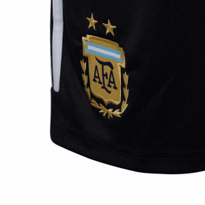/H/F/HF1494_pantalon-corto-adidas-argentina-nino-2022-2023-color-negro_3_detalle-escudo.jpg