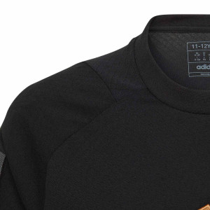 /H/F/HF4000_camiseta-adidas-alemania-nino-color-negro_3_detalle-cuello-y-pecho.jpg