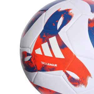 /H/T/HT2422-5_pelota-futbol-adidas-tiro-league-tsbe-talla-5-color-blanco-y-azul_3_detalle-logotipo.jpg