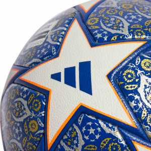 /H/U/HU1579-4_pelota-de-futbol-adidas-ucl-competition-estambul-talla-4-color-azul_3_detalle-logotipo.jpg