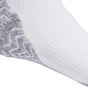 /I/N/IN1796_calcetines-antideslizantes-adidas-football-grip-knitted-acolchados-color-blanco_3_detalle-lateral.jpg