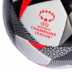 /I/N/IN7017-4_pelota-de-futbol-adidas-womans-champions-league-bilbao-league-talla-4-color-blanco_3_detalle-logotipo.jpg