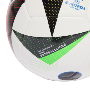 /I/N/IN9366-4_pelota-de-futbol-adidas-euro24-training-talla-4-color-blanco_3_detalle-logotipo.jpg