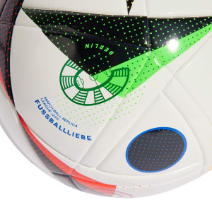 /I/N/IN9370-4_pelota-de-futbol-adidas-euro24-league-j290-talla-4-color-blanco_3_detalle-logotipo.jpg