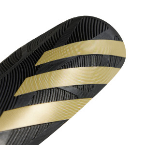 /I/P/IP3999_espinilleras-adidas-tiro-competition-color-negro-y-oro_3_detalle-logotipo.jpg