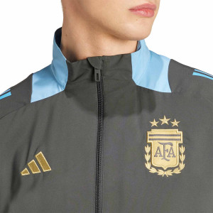 /I/Q/IQ0805_chaqueta-entretiempo-adidas-argentina-pre-match-color-negro_3_detalle-cierre-cuello-y-pecho.jpg