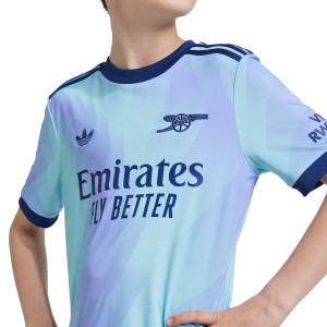 /I/S/IS8124-07SAKA.I_camiseta-adidas-3a-arsenal-nino-saka-24-25-pl-color-azul-y-purpura_3_detalle-cuello-y-pecho-con-escudo.jpg