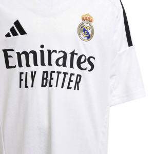 /I/T/IT5203-9_uniforme-adidas-real-madrid-nino-mbappe-2024-2025-color-blanco_3_detalle-pecho-logotipo-y-escudo.jpg