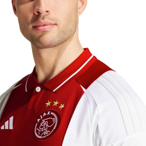 /I/T/IT6168_camiseta-adidas-ajax-2024-2025-color-blanco_3_detalle-cuello-y-pecho-con-escudo.jpg
