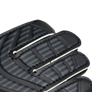 /I/W/IW6281_guantes-de-arquero-adidas-predator-training-j-color-negro_3_detalle-corte.jpg