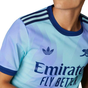 /I/Z/IZ0112-08ODGRD.A_camiseta-adidas-3a-arsenal-odegaard-autentica-24-25-pl-color-azul-y-purpura_3_detalle-cuello-y-pecho-con-escudo.jpg