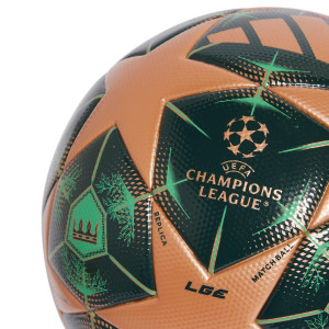 /J/M/JM6825-4_pelota-de-futbol-adidas-champions-league-2024-2025-league-talla-4-color-oro-y-verde_3_detalle-champions.jpg
