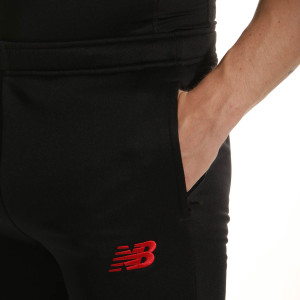 /M/P/MP131015-BK_pantalon-chandal-new-balance-athletic-club-entrenamiento-color-negro_3_detalle-cintura.jpg