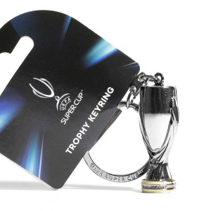 /U/E/UEFA-SC-SA_llavero-uefa-supercopa-3d-45-mm-color-plata_3_packaging.jpg