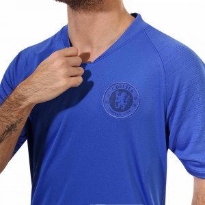 /a/o/ao5141-406_imagen-de-la-camiseta-de-entrenamiento-futbol--nike-chelsea-fc-2019-2020-azul_3_detalle.jpg
