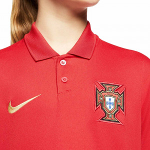 /c/d/cd1040-687_imagen-de-la-camiseta-de-futbol-primera-equipacion-nike-portugal-2020-2021-rojo_3_detalle-cuello.jpg