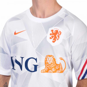 /c/d/cd2580-101_imagen-de-la-camiseta-pre-match-seleccion-holanda-nike--pre-match-2020-2021-blanco_3_detalle-cuello.jpg