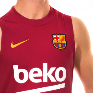/c/d/cd4901-621_imagen-de-la-camiseta-sin-mangas-de-entrenamiento-futbol-nike-fc-barcelona-2020-2021-rojo_3_detalle-cuello.jpg