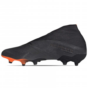 /e/h/eh0566_imagen-de-las-botas-de-futbol-adidas-nemeziz-19-plus-2020-2021-negro_3_interior.jpg