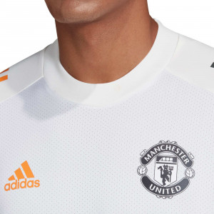 /f/r/fr3657_imagen-de-la-camiseta-manga-corta-de-entrenamiento-manchester-united-adidas-2020-2021-blanco_3_detalle-cuello.jpg