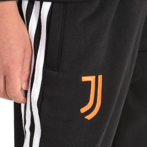 /f/r/fr4231_imagen-de-los-pantalones-largos-junior-adidas-juventus-swt-pants-2020-2021-negro_3_detalle-bolsillo.jpg