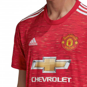 /g/c/gc7958_imagen-de-la-camiseta-de-futbol-adidas-manchester-united-2020-2021-primera-equipacion-rojo_3_cuello.jpg