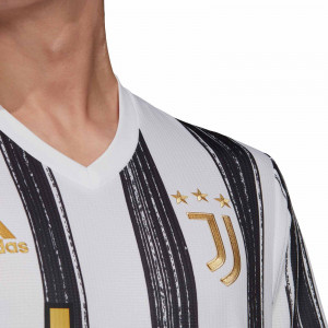 /g/j/gj7601_imagen-de-la-camiseta-de-futbol-primera-equipacion-adidas-juventus-2020-2021-blanco-negro_3_detalle-cuello.jpg